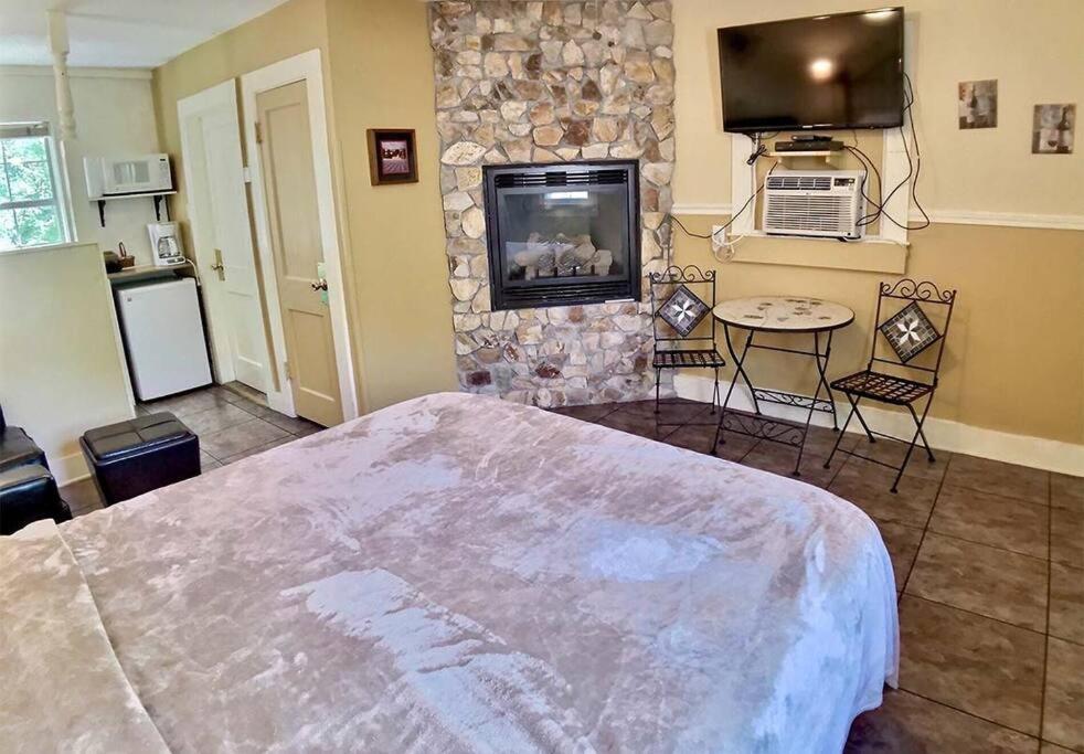 Tuscany Dream Rock Cottage/#8 尤里卡斯普林斯 外观 照片